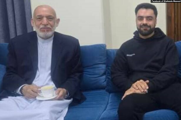 In the photo, on the right is Afghanistan national cricket team player Rashid Khan, and on the left is former Afghan President Hamid Karzai.